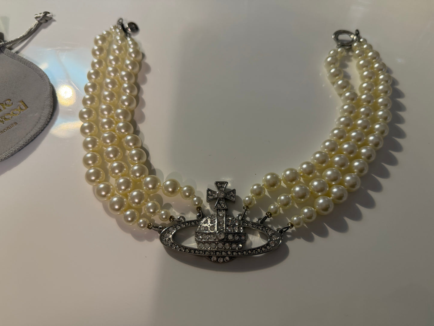 vivienne westwood pearl 3 layer necklace